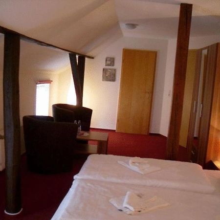 Zum Schwedenkonig Hotel Gadebusch Buitenkant foto