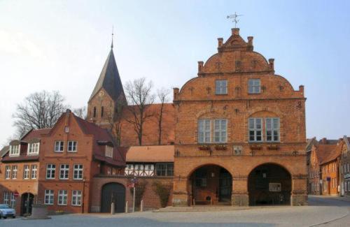 Zum Schwedenkonig Hotel Gadebusch Buitenkant foto